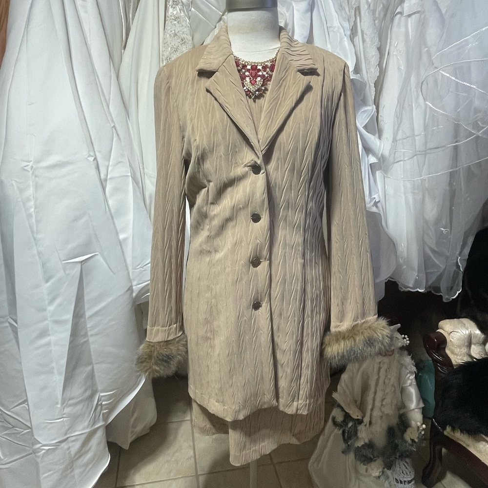 Lori Weidner 2pc dress and jacket set